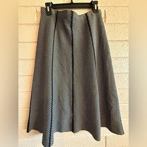 Keren  hart Black and White Knit Fabric size M